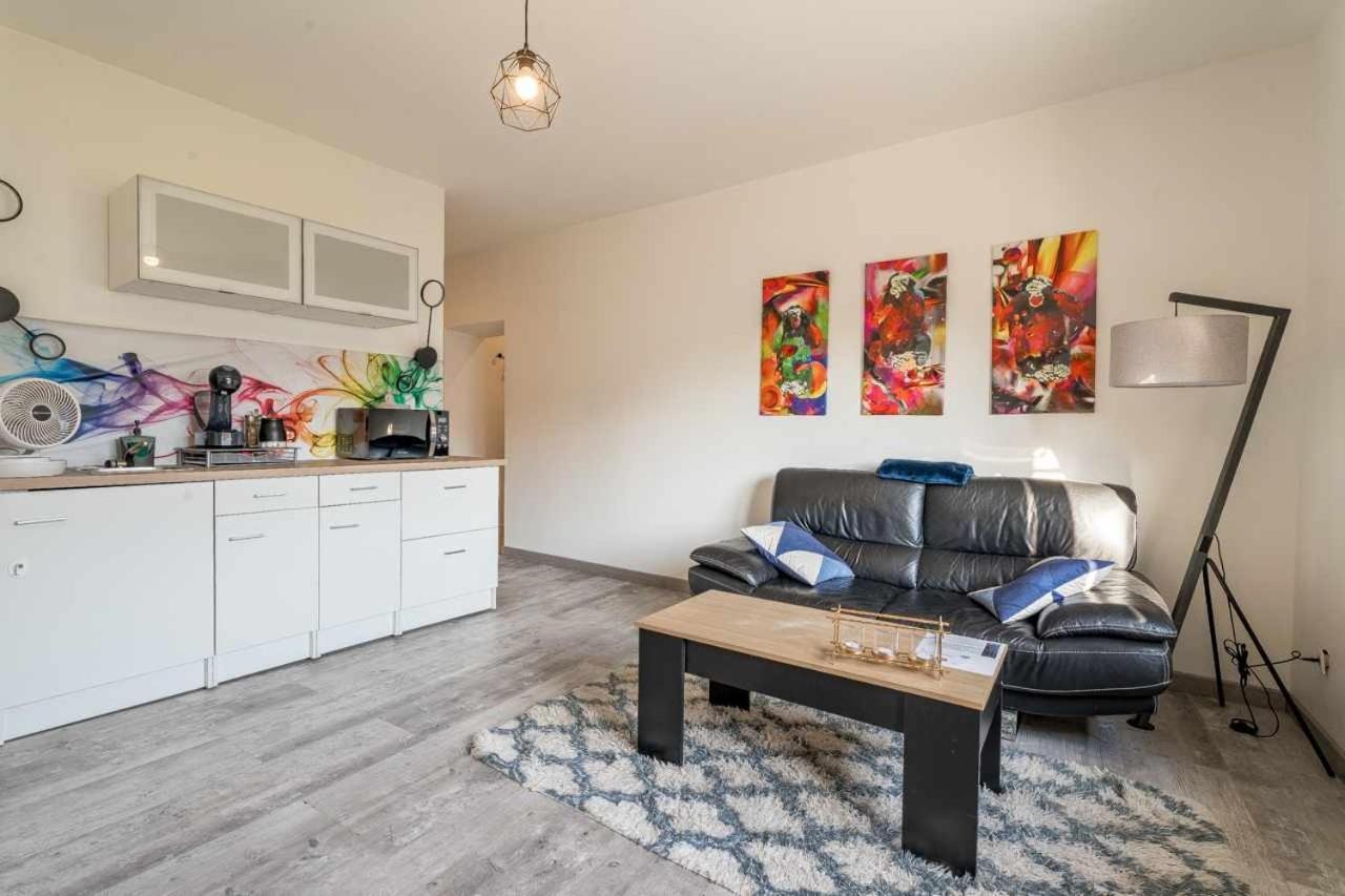 Chambre 26m avec salon et kitchenette privée Woippy Extérieur photo